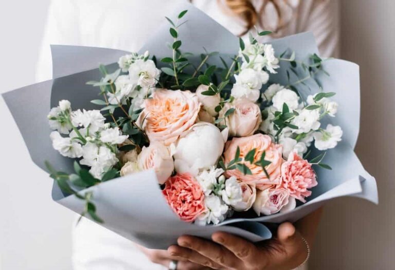 7 UNIQUE REASONS WHY YOU SHOULD ALWAYS HAVE FRESH FLOWERS